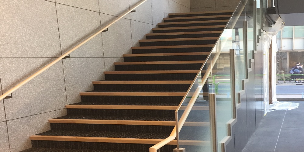 階段ガラス手摺